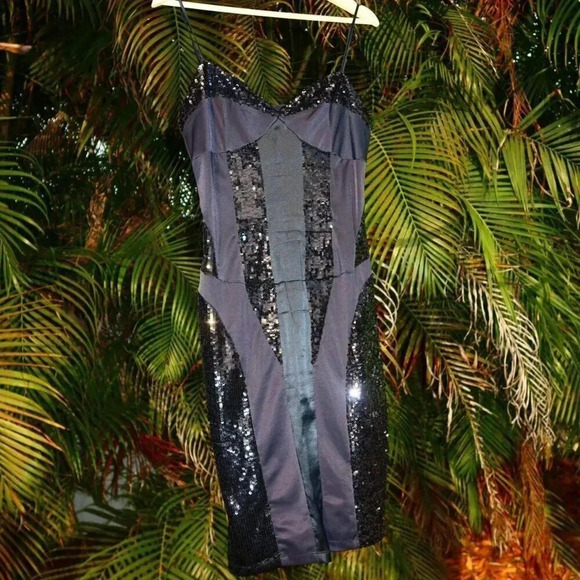 Marciano Rhinestone Dress Size Medium - Picture 4 of 7